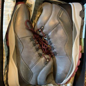 Johnston & Murphy Men's XC4 Summit Plain Toe Boot